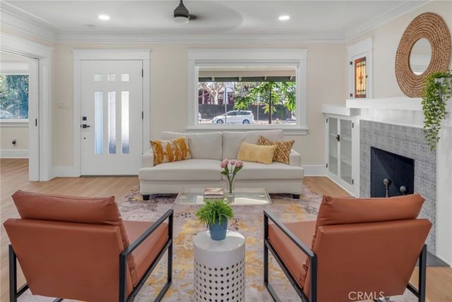103 N Harvard, Los Angeles, CA 90004
