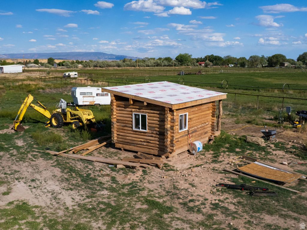 Image 16 of property listing at 2208 N 250 W, Vernal, UT 84078