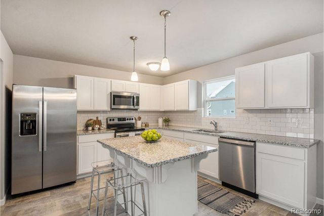 2223 Antrim Drive, Davison, MI 48423