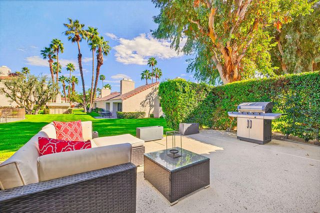 352 Forest Hills Drive, Rancho Mirage, CA 92270