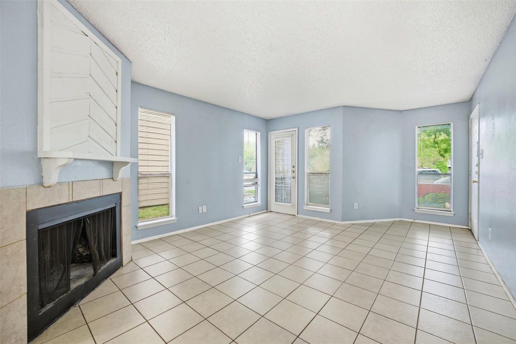 2009 W Loop A, Austin, TX 78758