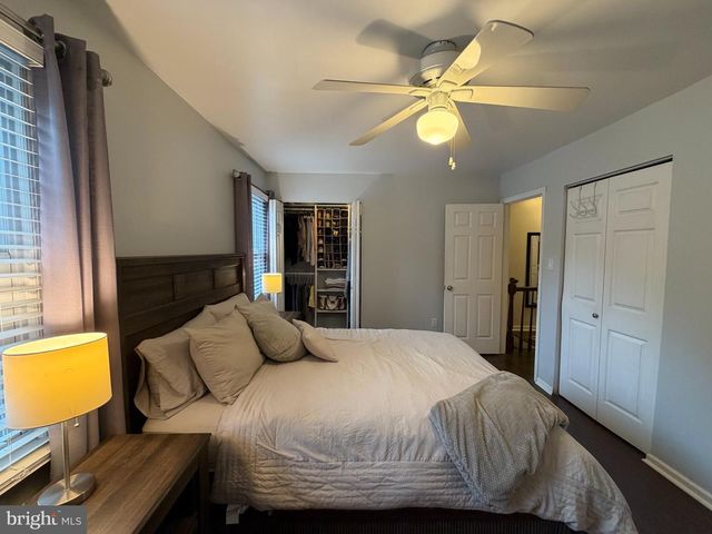 8834 SURVEYORS PL, Springfield, VA 22151