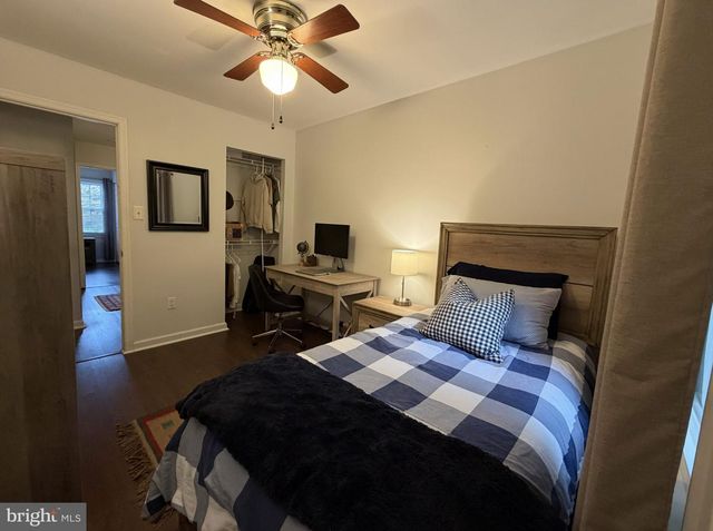8834 SURVEYORS PL, Springfield, VA 22151