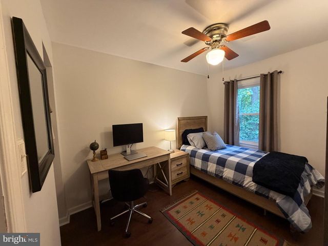 8834 SURVEYORS PL, Springfield, VA 22151
