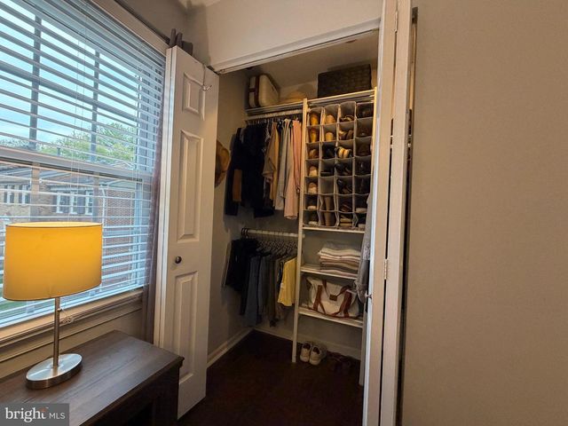 8834 SURVEYORS PL, Springfield, VA 22151