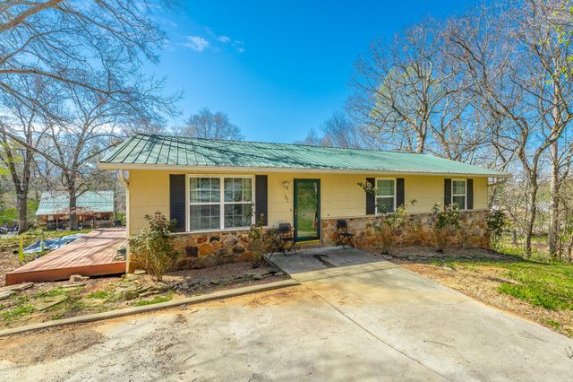 182 Woodbine Drive, Benton, TN 37307