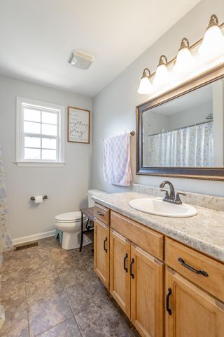 182 Woodbine Drive, Benton, TN 37307