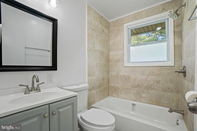 10705 LOCKRIDGE DR, Silver Spring, MD 20901