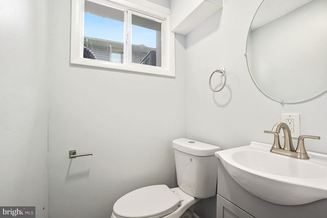 10705 LOCKRIDGE DR, Silver Spring, MD 20901