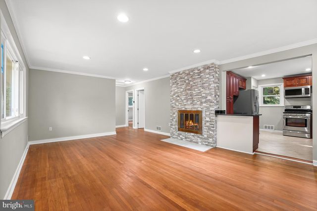 10705 LOCKRIDGE DR, Silver Spring, MD 20901