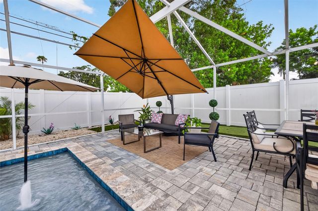 4018 HELENA STREET NE, St Petersburg, FL 33703
