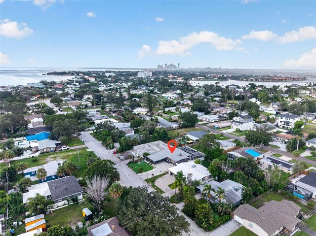 4018 HELENA STREET NE, St Petersburg, FL 33703