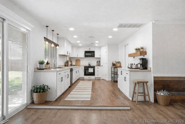 5047 S Hudson Place, Tulsa, OK 74135