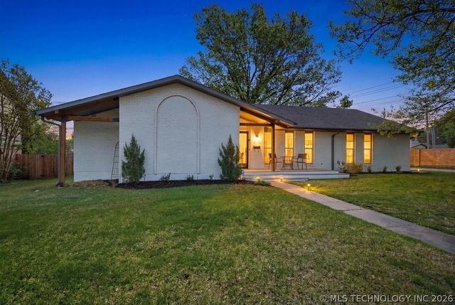 5047 S Hudson Place, Tulsa, OK 74135