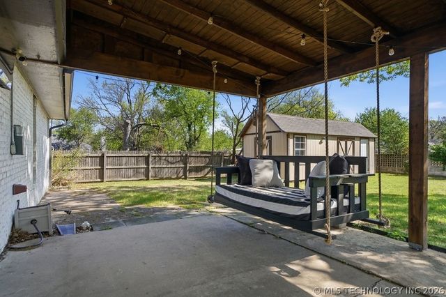 5047 S Hudson Place, Tulsa, OK 74135