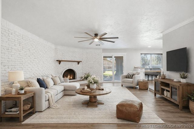 5047 S Hudson Place, Tulsa, OK 74135