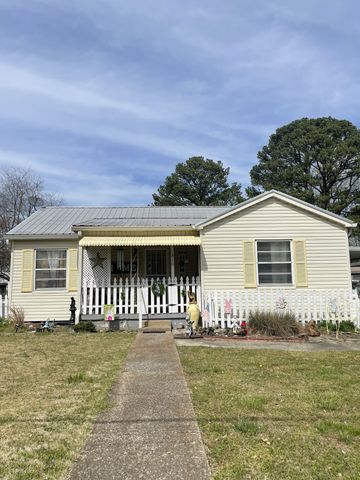 510 1st St, Lawrenceburg, TN 38464