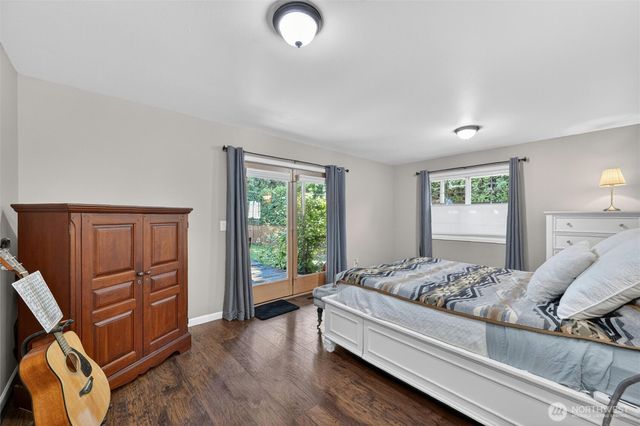 6898 Golf View Drive, Lynden, WA 98264