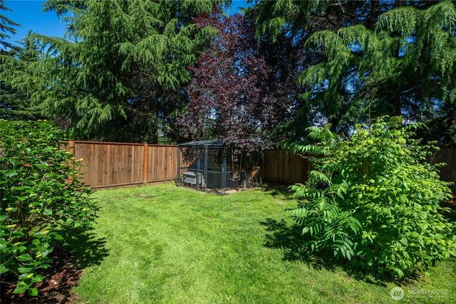 6898 Golf View Drive, Lynden, WA 98264