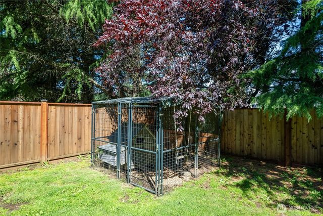 6898 Golf View Drive, Lynden, WA 98264