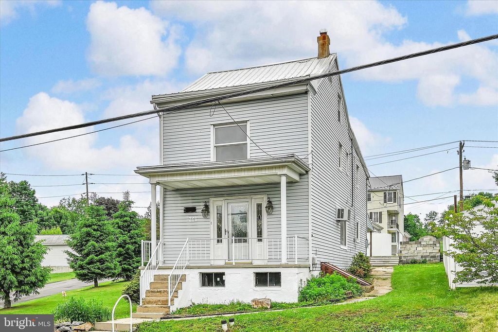 201 BEECHWOOD AVE, Mar Lin, PA 17951