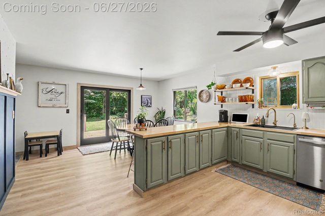 2905 German Road, Oregon Township, MI 48421