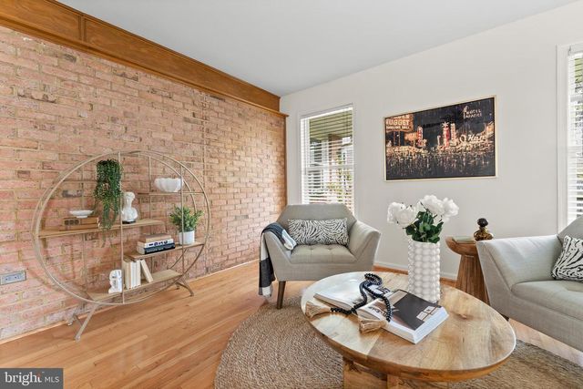 2010 WASHINGTON AVE, Fredericksburg, VA 22401