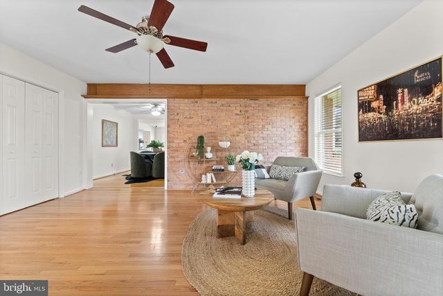 2010 WASHINGTON AVE, Fredericksburg, VA 22401