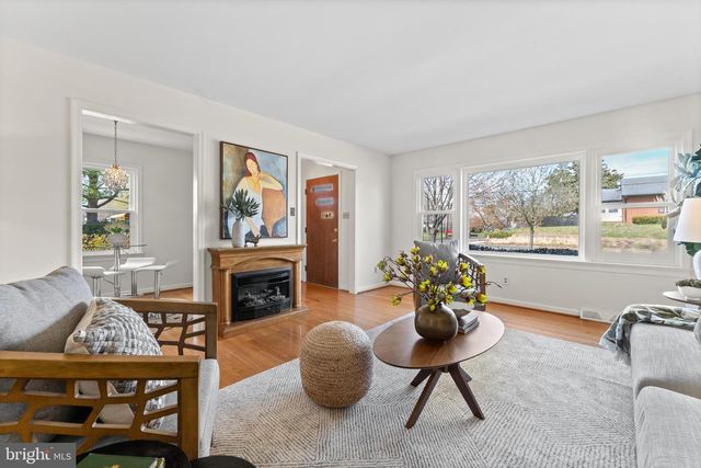 2010 WASHINGTON AVE, Fredericksburg, VA 22401