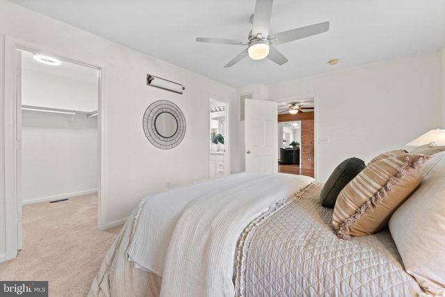 2010 WASHINGTON AVE, Fredericksburg, VA 22401