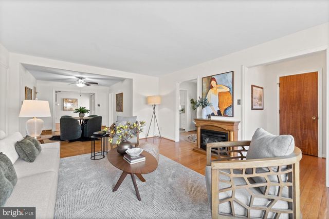 2010 WASHINGTON AVE, Fredericksburg, VA 22401