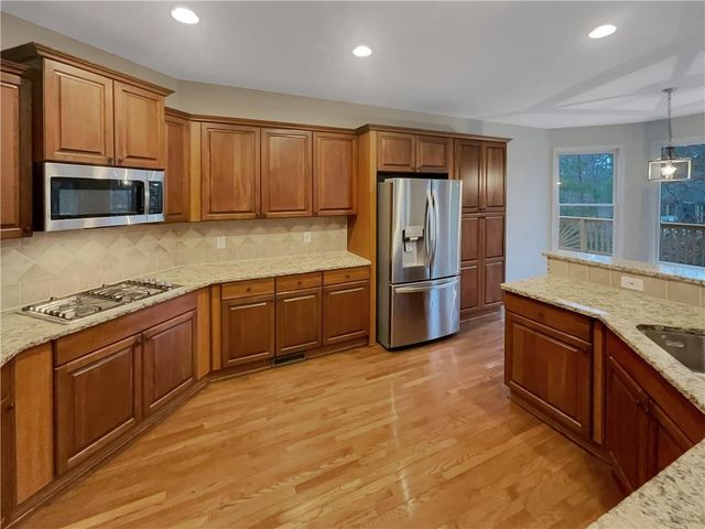 37 Ashdowne Way, Acworth, GA 30101