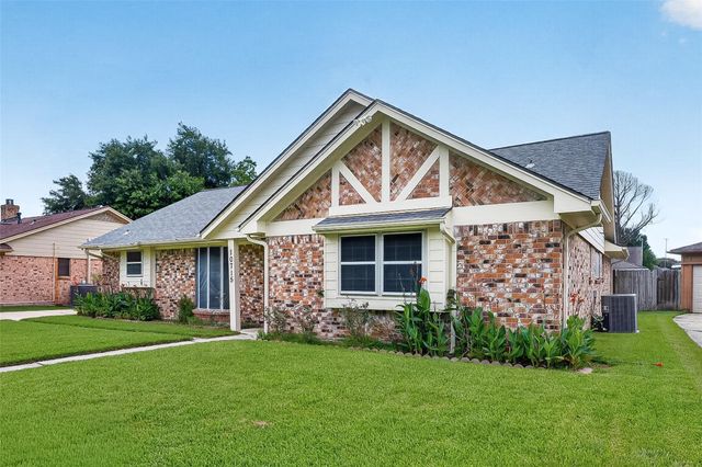 10715 Sagewind Drive, Houston, TX 77089