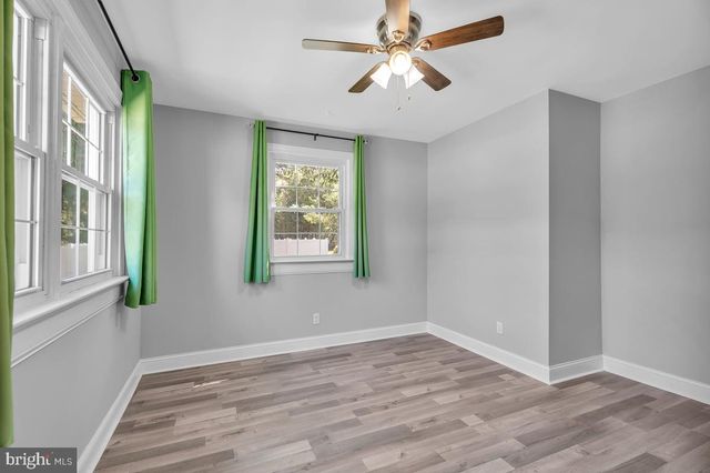 198 JARVIS RD, Sicklerville, NJ 08081