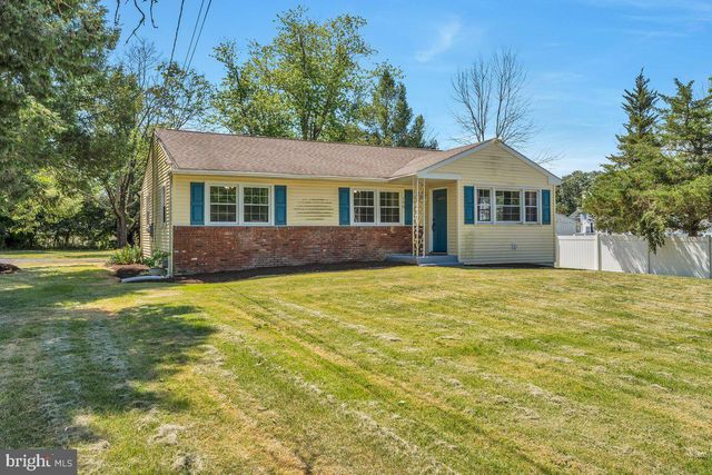 198 JARVIS RD, Sicklerville, NJ 08081