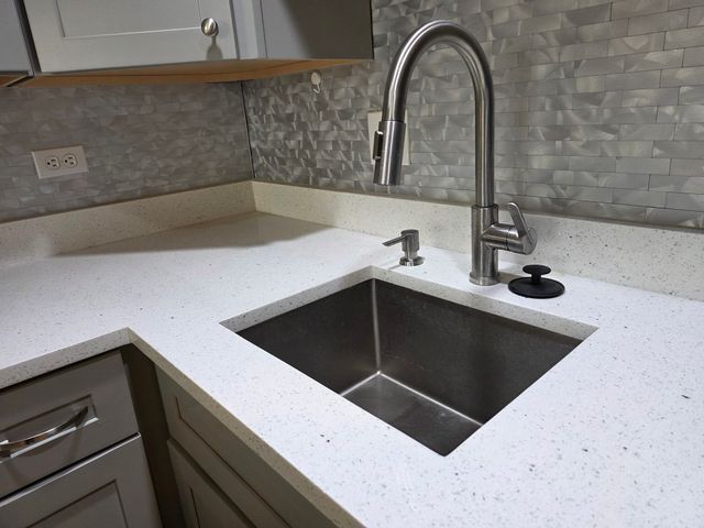 70 Southbridge St 811, Worcester, MA 01608