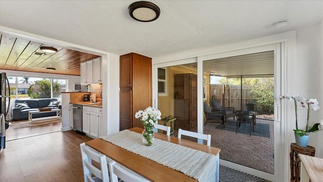 1264 PORPOISE ROAD, Venice, FL 34293