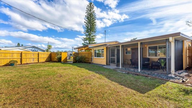 1264 PORPOISE ROAD, Venice, FL 34293