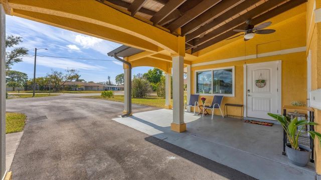 1264 PORPOISE ROAD, Venice, FL 34293