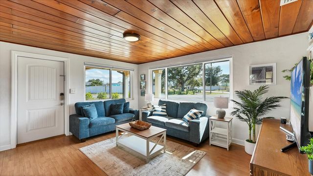 1264 PORPOISE ROAD, Venice, FL 34293