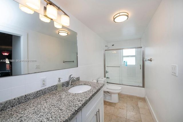 274 NW 32nd Street 1, Miami, FL 33127
