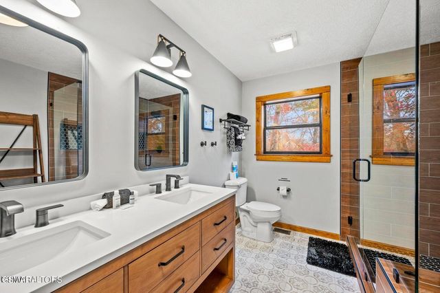 859 Pinnacle Vista Road, Gatlinburg, TN 37738