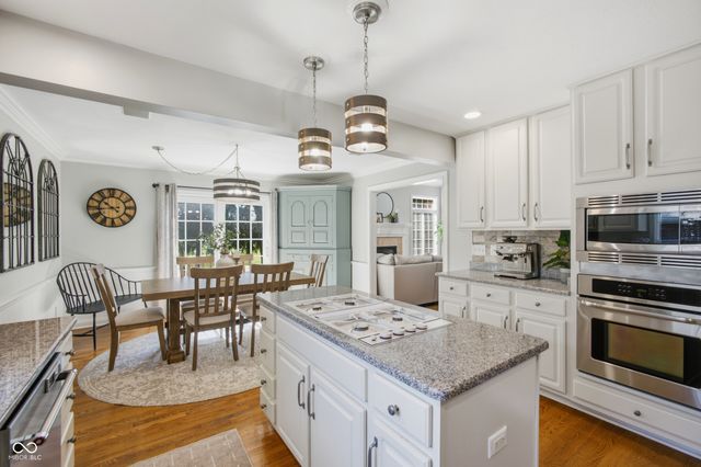 5521 Turkey Foot Road, Zionsville, IN 46077