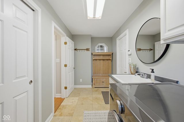 5521 Turkey Foot Road, Zionsville, IN 46077