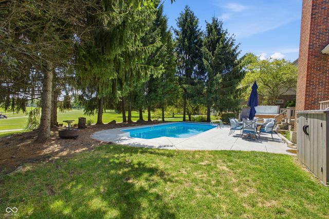 5521 Turkey Foot Road, Zionsville, IN 46077