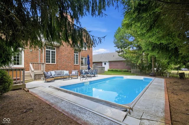 5521 Turkey Foot Road, Zionsville, IN 46077