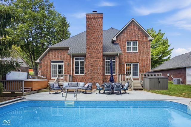 5521 Turkey Foot Road, Zionsville, IN 46077