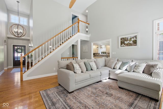 5521 Turkey Foot Road, Zionsville, IN 46077