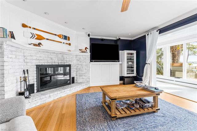 2001 English Cedar CIR, Virginia Beach, VA 23451