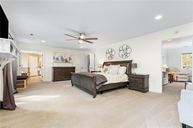 2001 English Cedar CIR, Virginia Beach, VA 23451